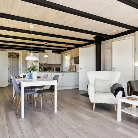 Holiday home Janick - 150m From The Sea By Interhome Martofte